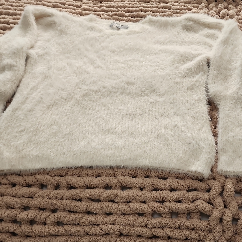 Marled Soft White Women's Sweater